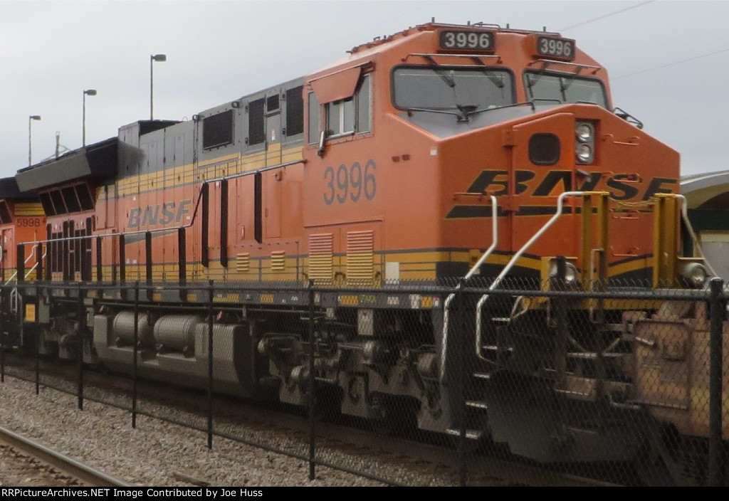 BNSF 3996